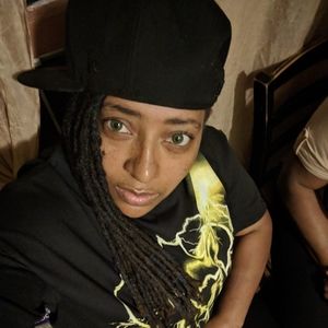 Meet your Posher, Adam